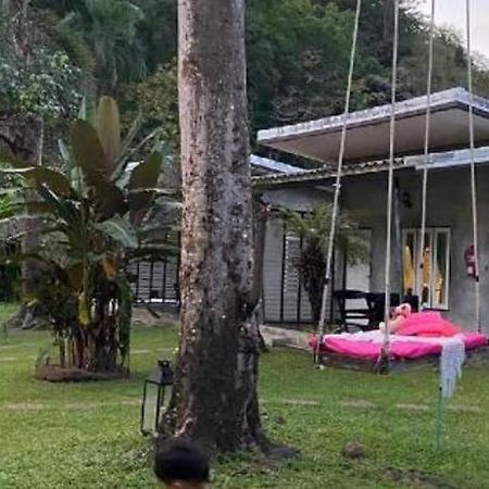 V Valley Resort Satun Esterno foto