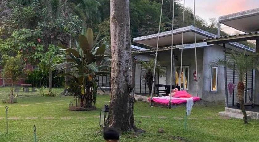 V Valley Resort Satun Esterno foto