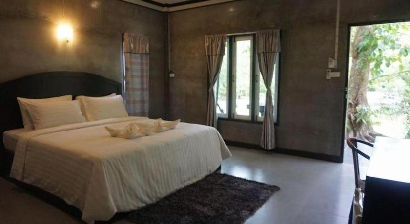 V Valley Resort Satun Esterno foto